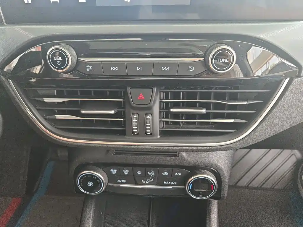 Ford Active 2020 EcoBoost 180 AT