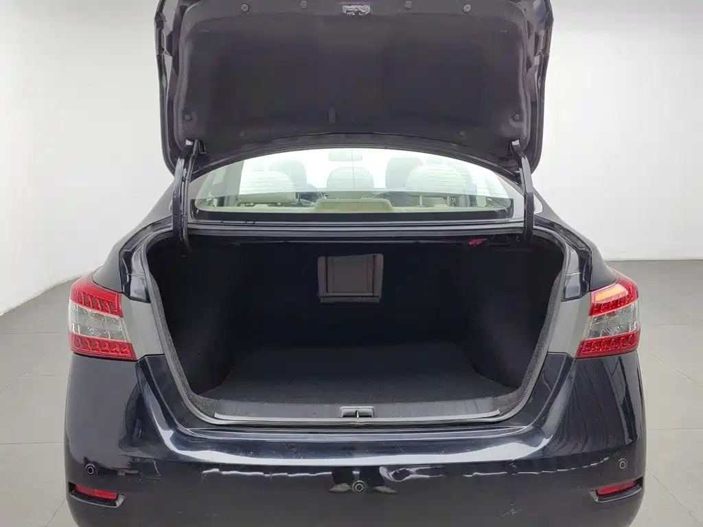 Nissan Sylphy — миниатюра 16