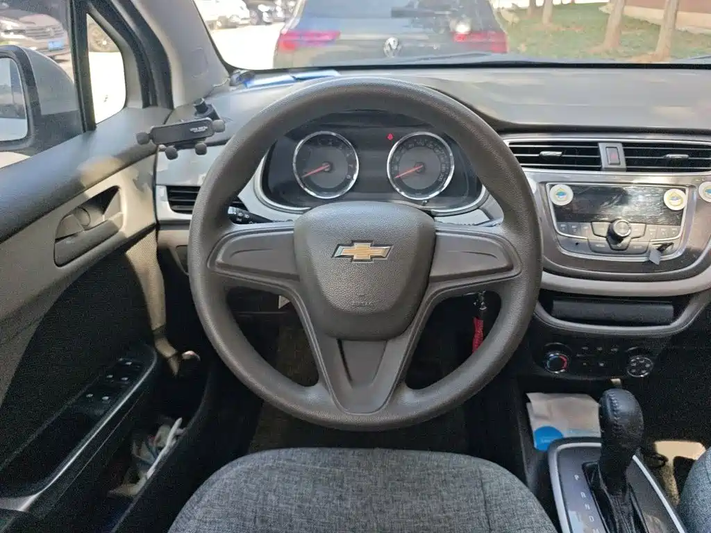 Chevrolet Lova RV — миниатюра 3