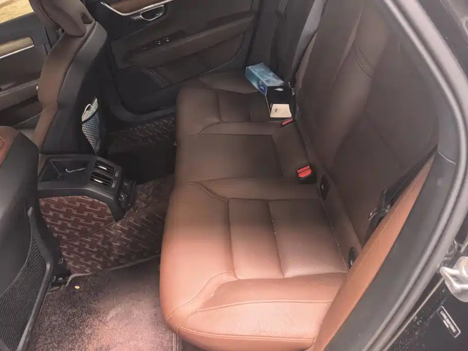 Volvo S90 — миниатюра 11