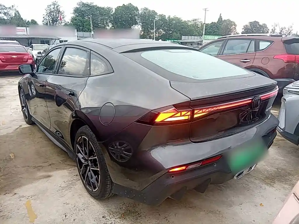Changan UNI-V iDD — миниатюра 5