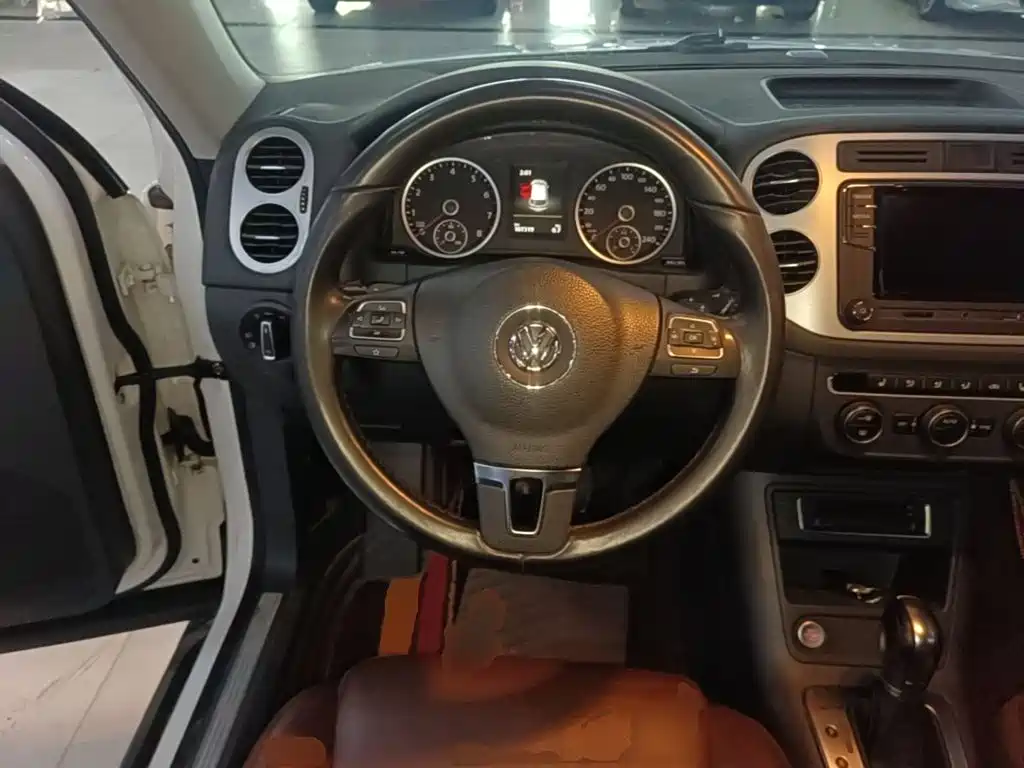 Volkswagen Tiguan — миниатюра 7