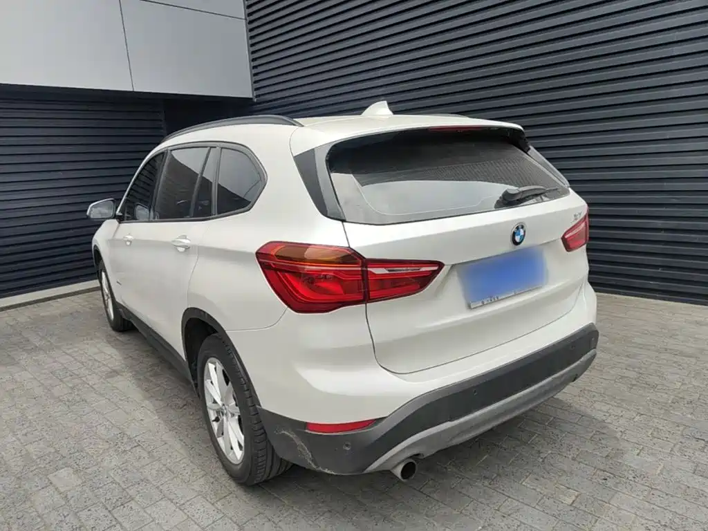 BMW X1 2016 sDrive18Li Fashion