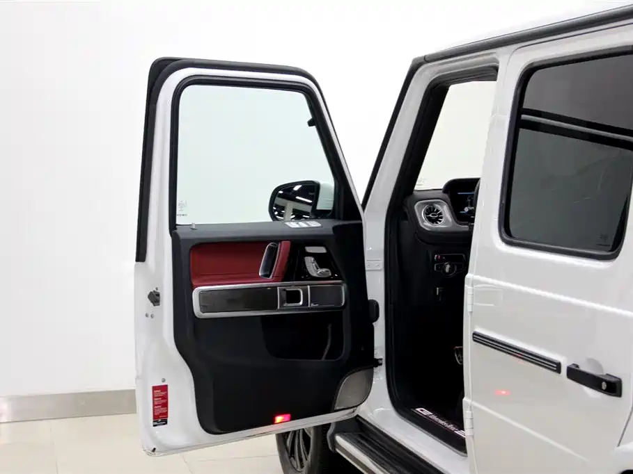 MERCEDES-BENZ G CLASS