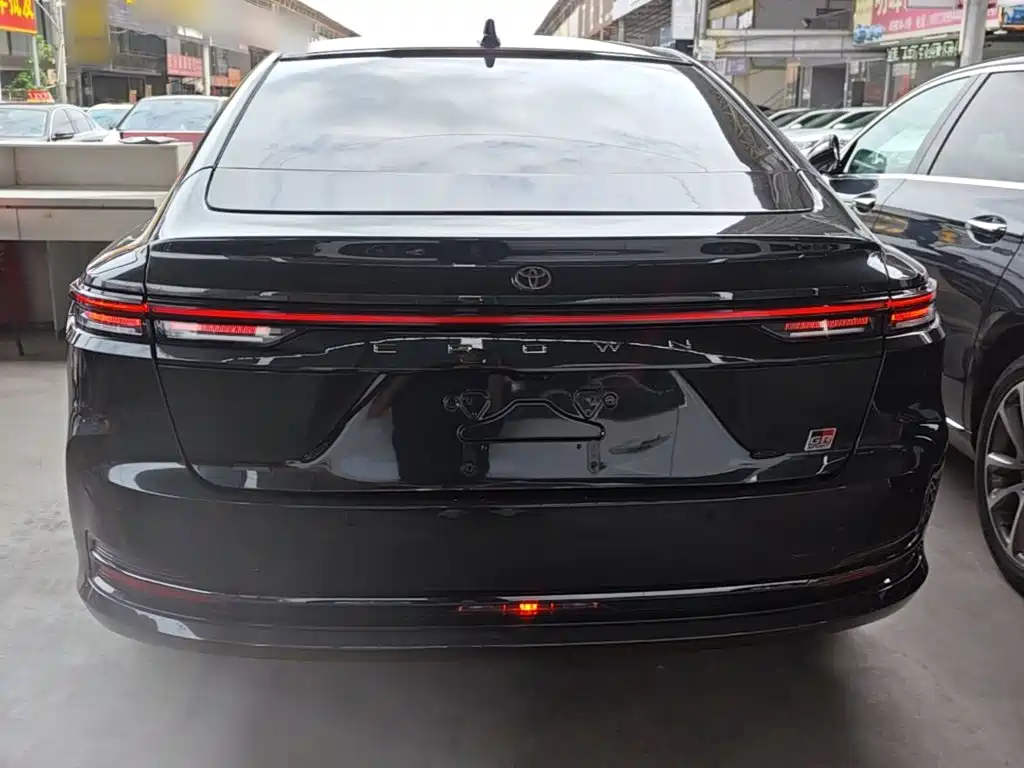 Toyota Crown 2024 2.5L