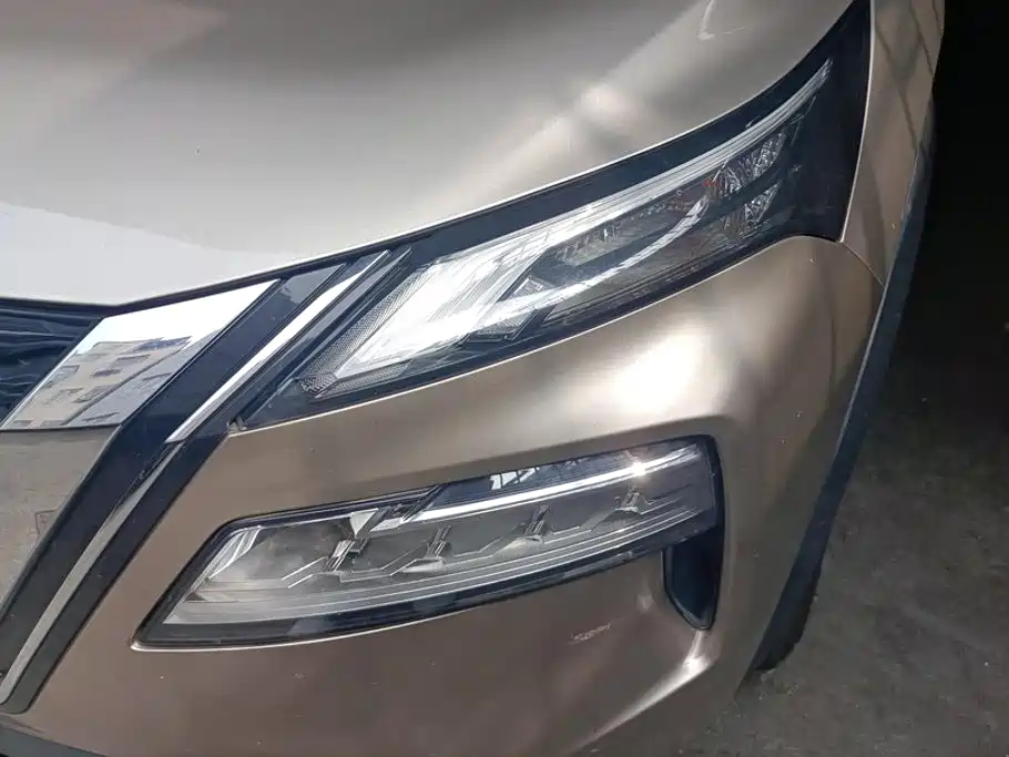 Nissan X-Trail — миниатюра 5