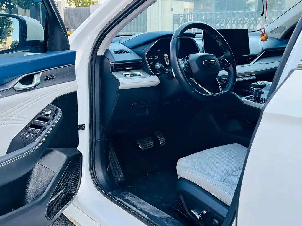 GEELY AUTOMOBILE XINGRUI