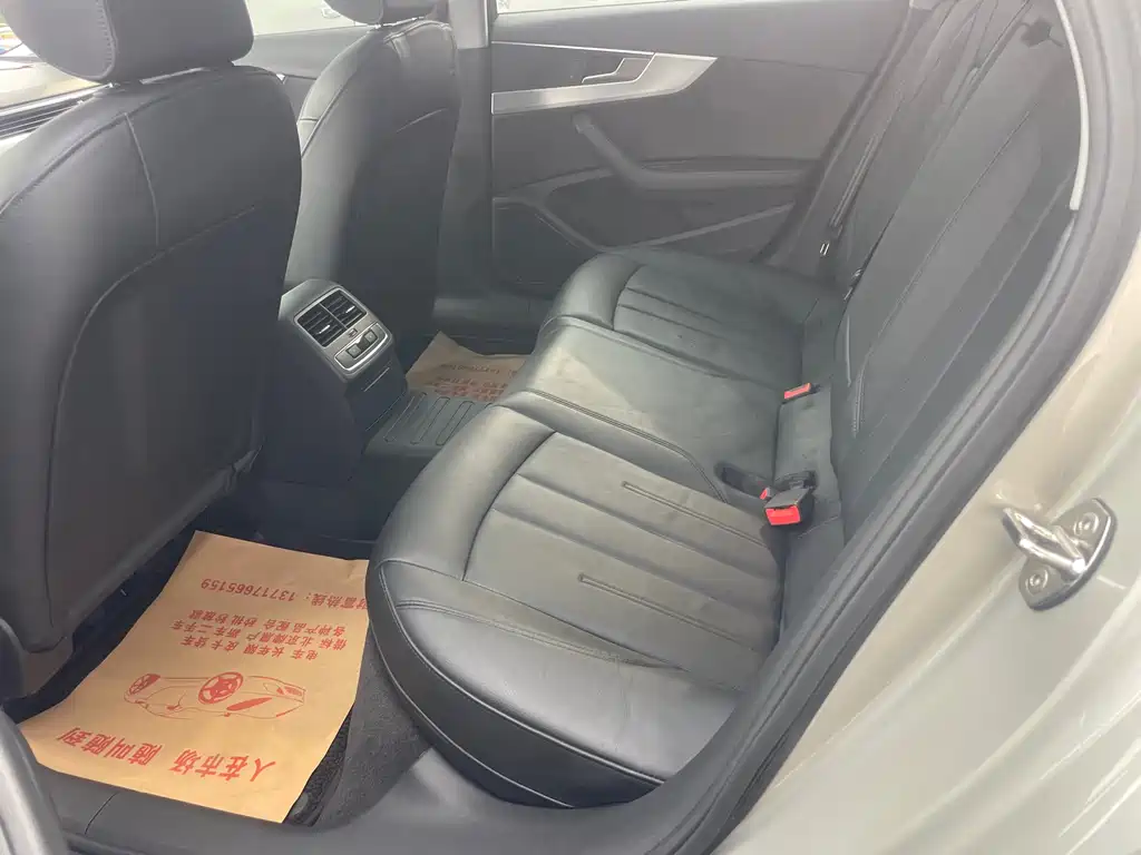 Audi A4L 2018 30 45 TFSI quattro Sport