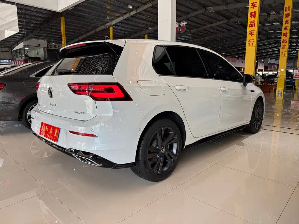 Volkswagen Golf — миниатюра 9