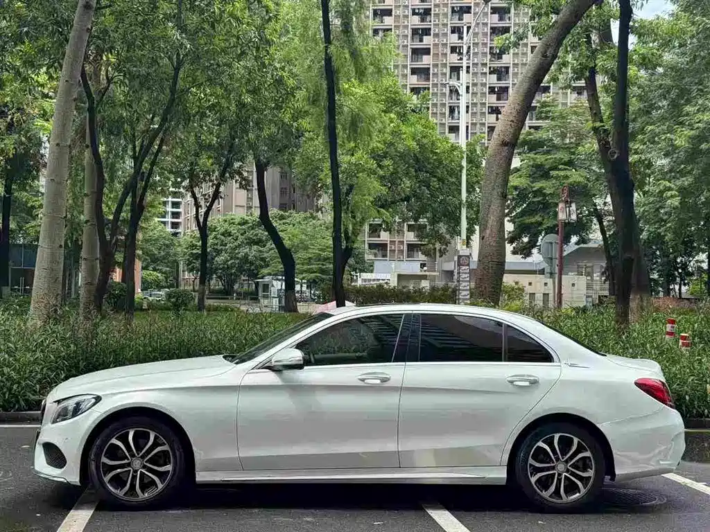 Mercedes-Benz C-Class C 2015 C 180 L