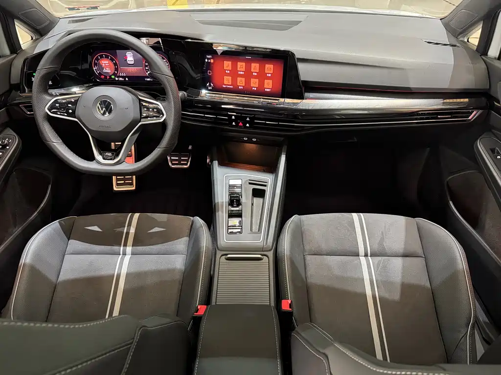 Volkswagen Golf — миниатюра 6
