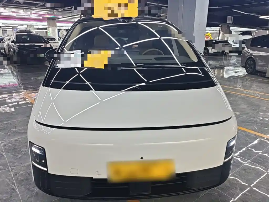 Li Auto Li MEGA — миниатюра 3