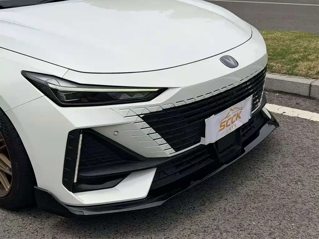 Changan UNI-V — миниатюра 17