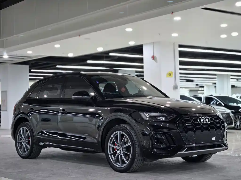 Audi Q5L 2022 40T Luxury