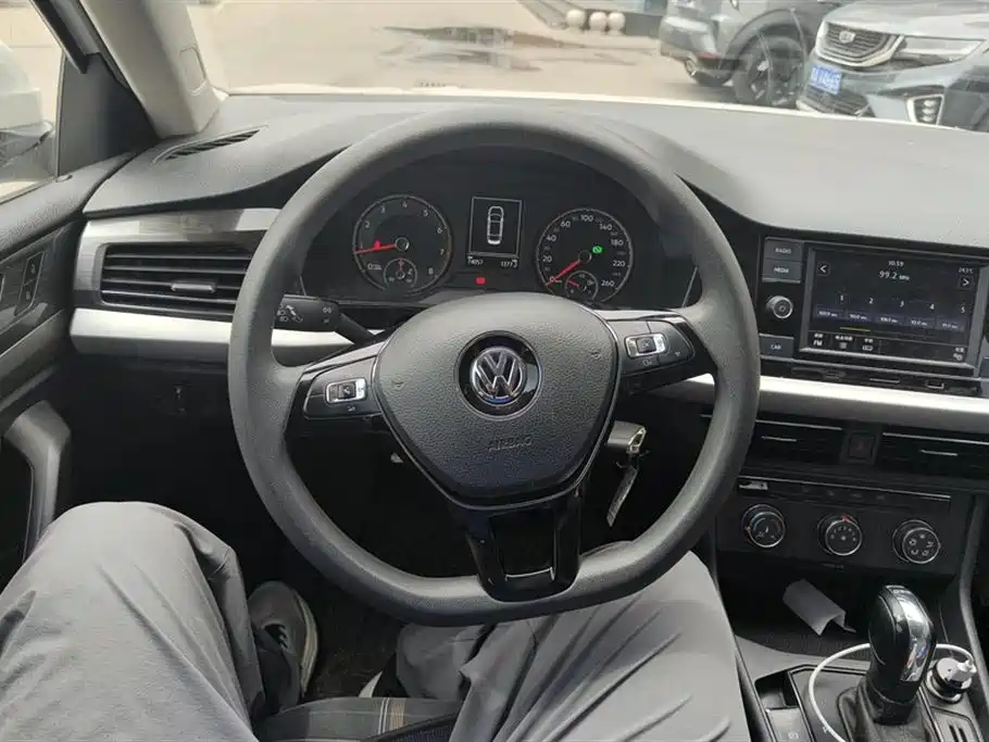 Volkswagen Lavida — фотографии объявления, Фото 16