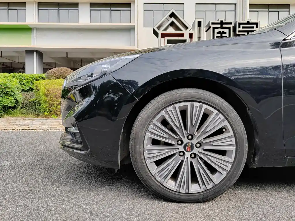 Hongqi HONGQI H5