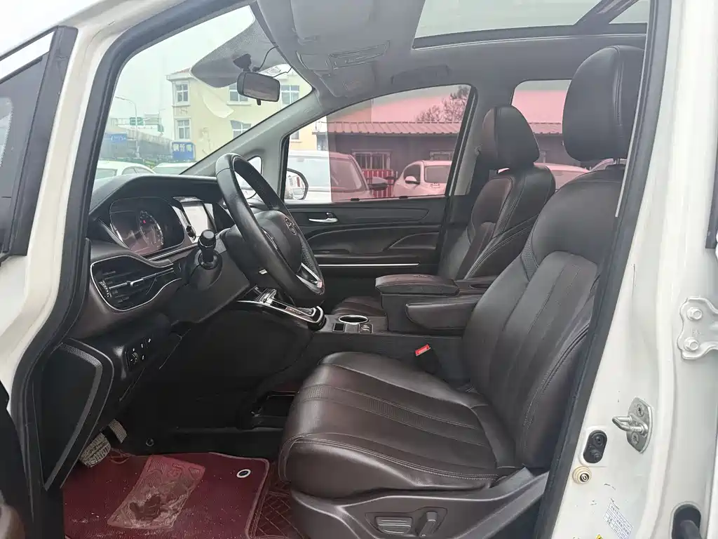 GAC TRUMPCHI M6
