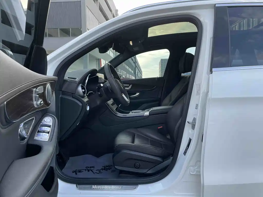 Mercedes-Benz GLC 2020 GLC 300 L 4MATIC