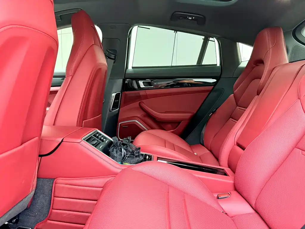 Porsche Panamera — миниатюра 10
