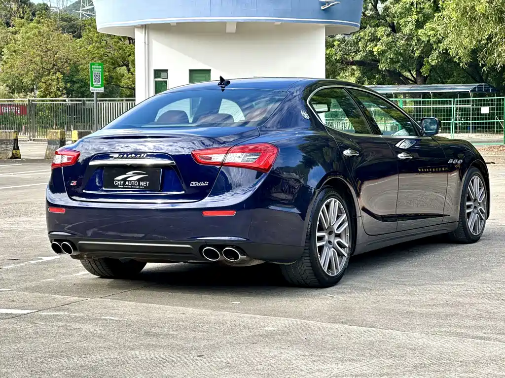 MASERATI GHIBLI