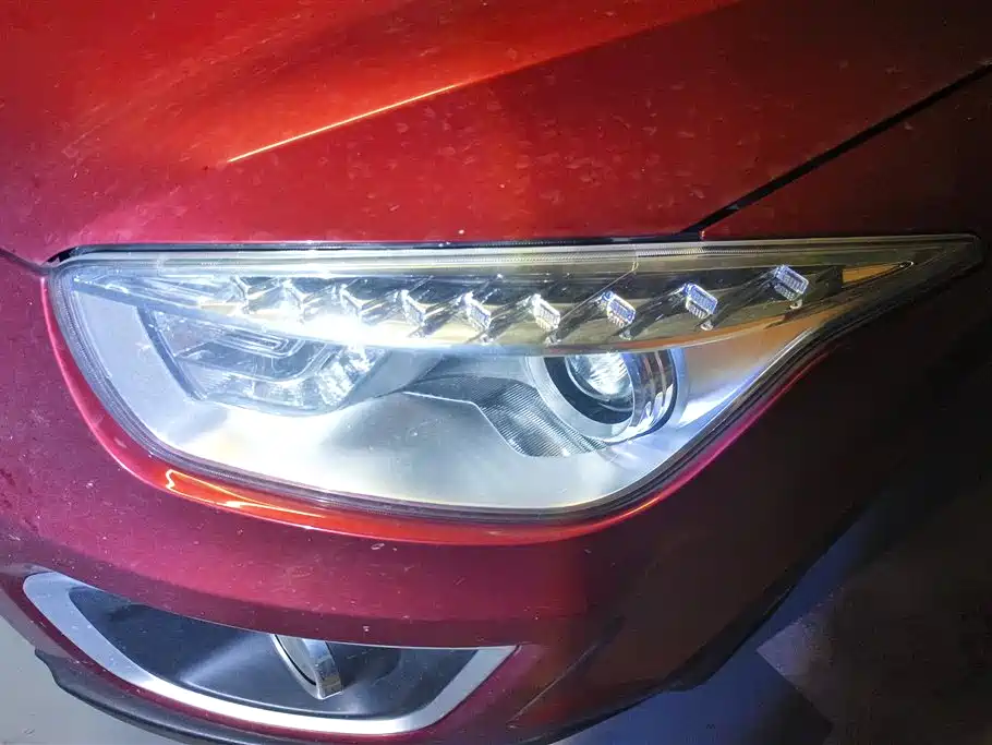 Bestune X80 2013 2.0L AT Luxury