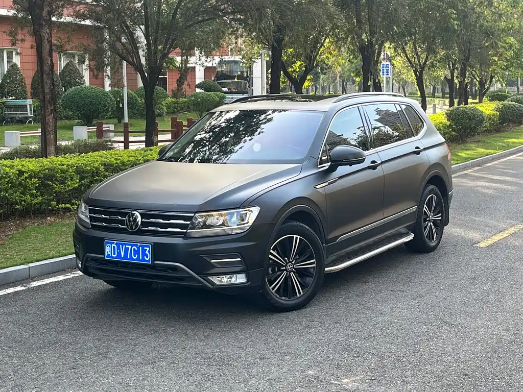 Купить Volkswagen Tiguan L