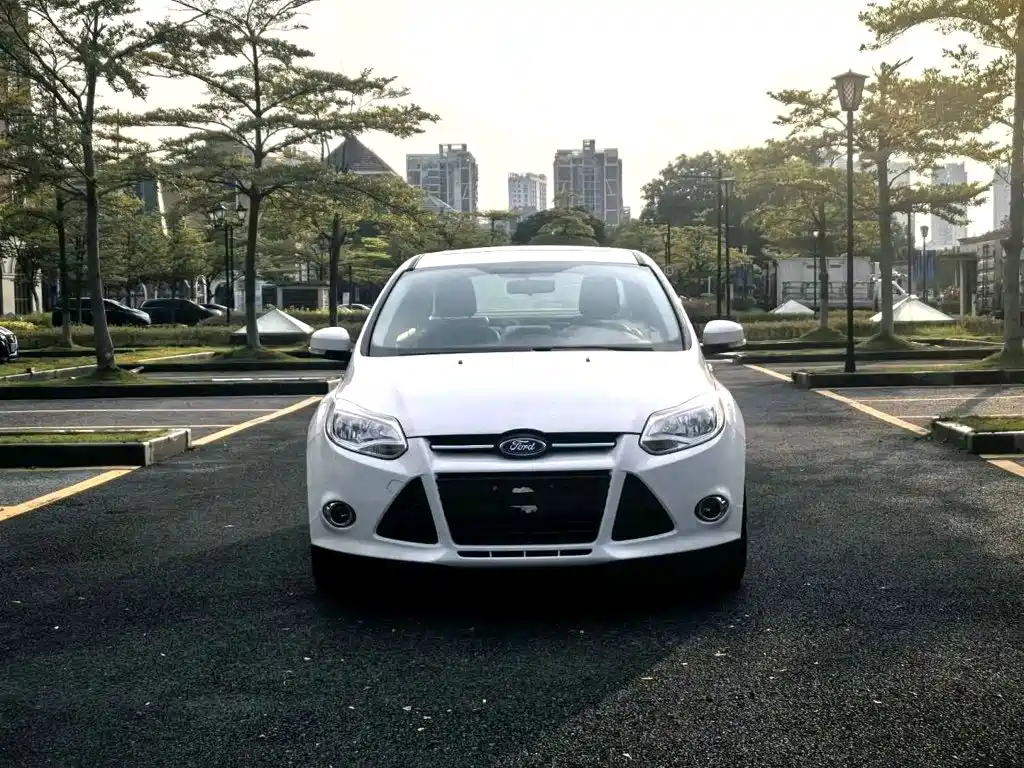 Ford Focus — миниатюра 25