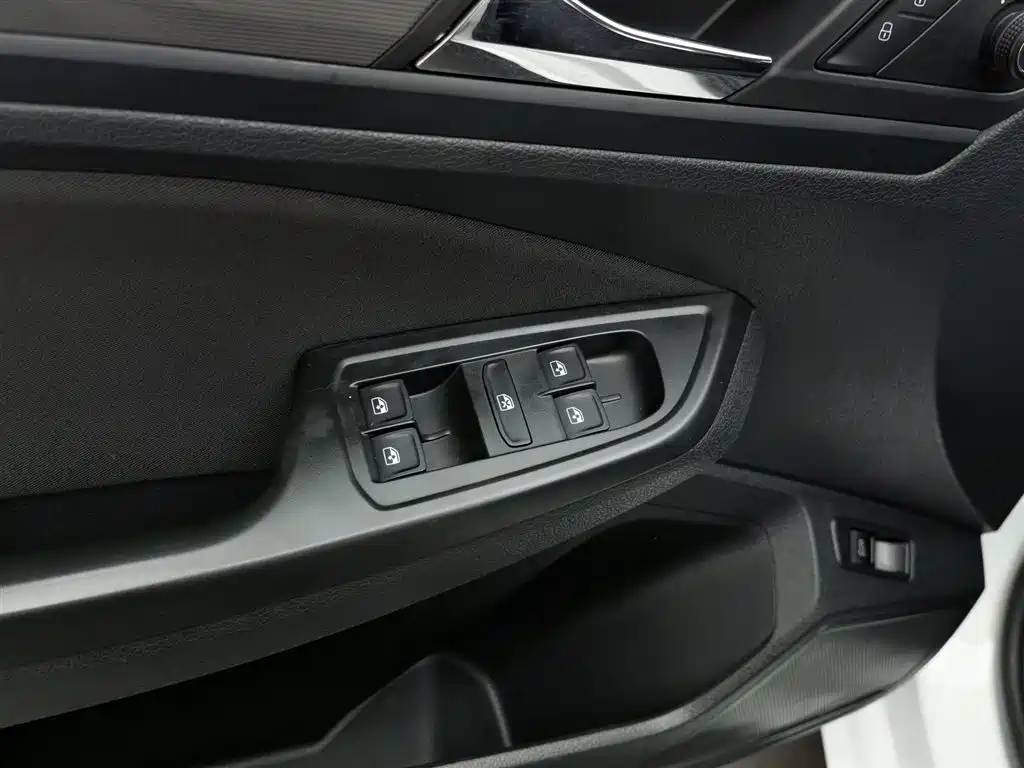 Volkswagen Bora 2019 1.5L AT Fashion VI