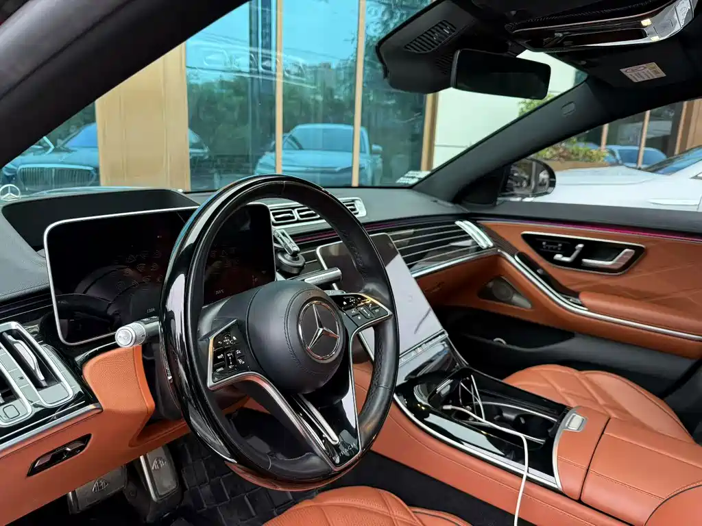 Mercedes-Benz S-Class — миниатюра 6