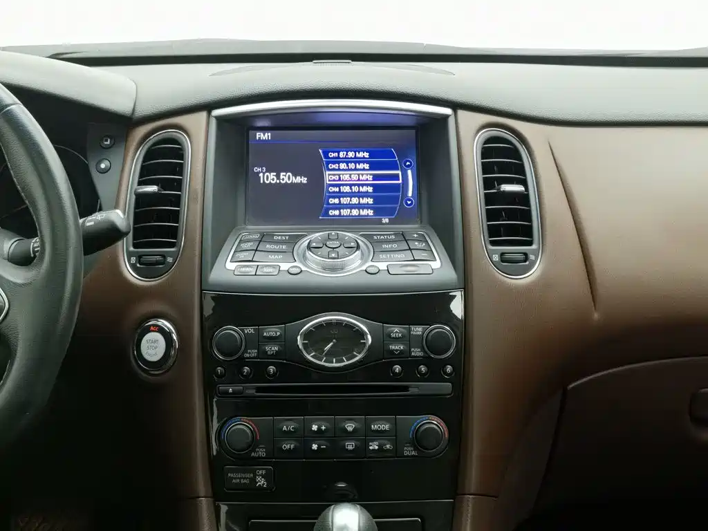 Infiniti QX50 — миниатюра 12