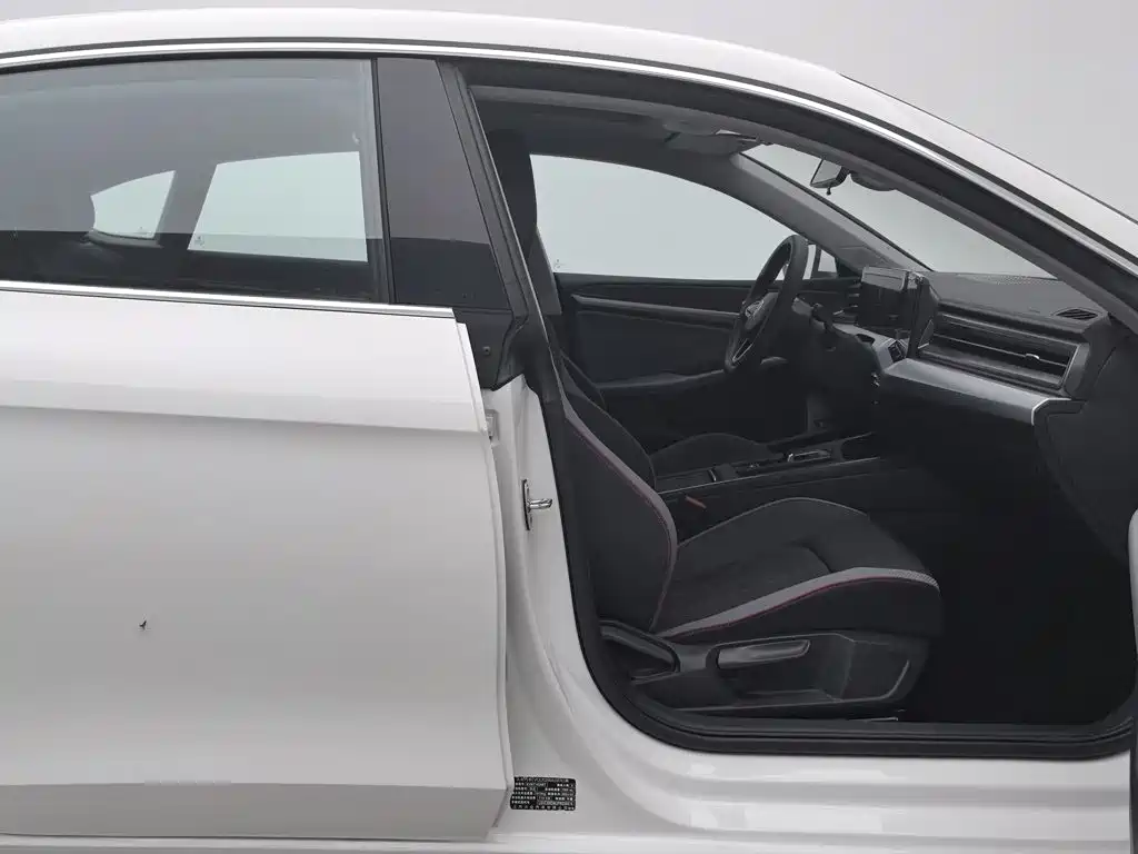 Volkswagen Lamando — миниатюра 23