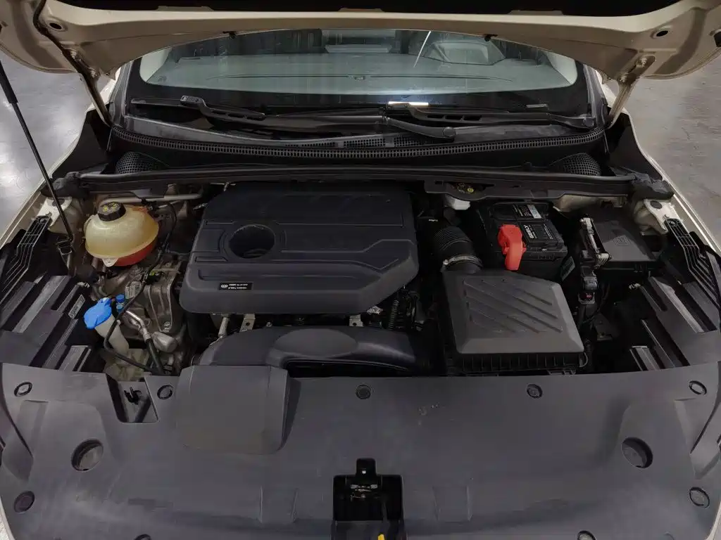 Geely Emgrand S — миниатюра 6