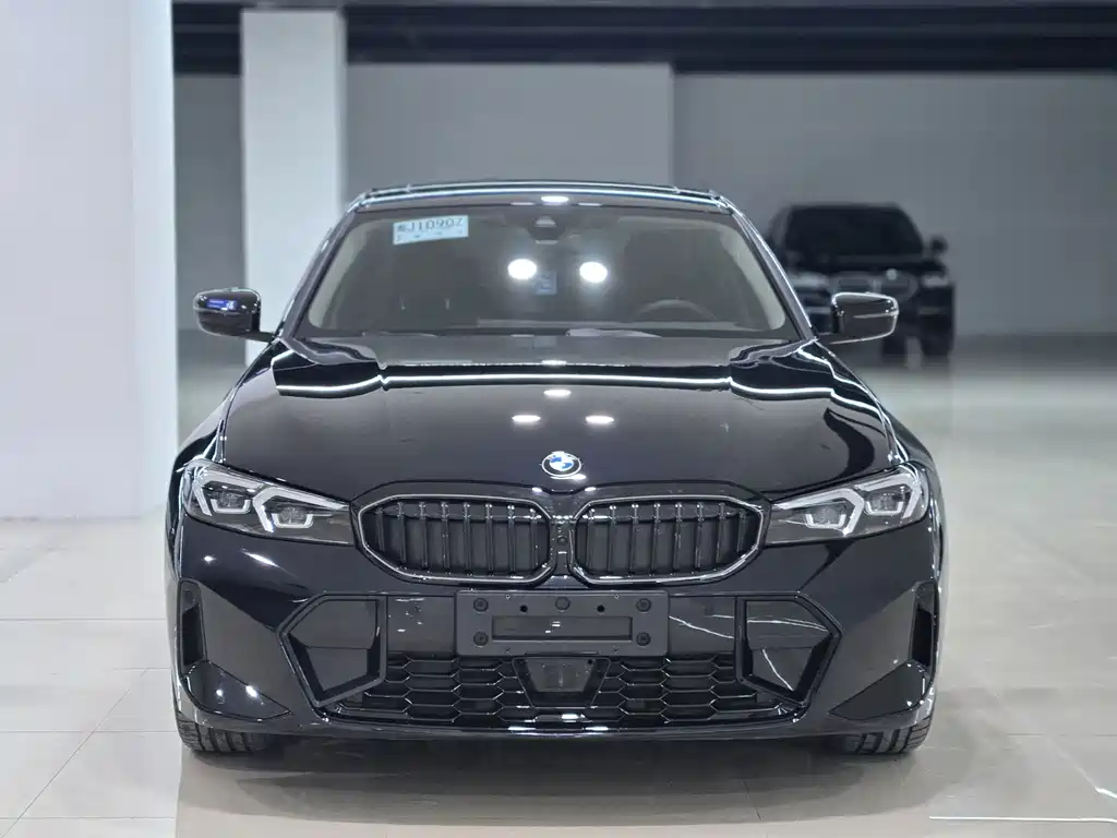 BMW 3 Series 3 2025 330Li M Sport