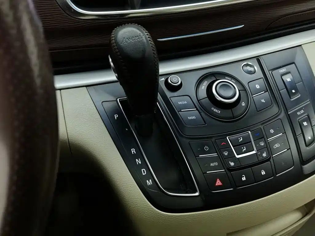 Buick GL8 — миниатюра 13