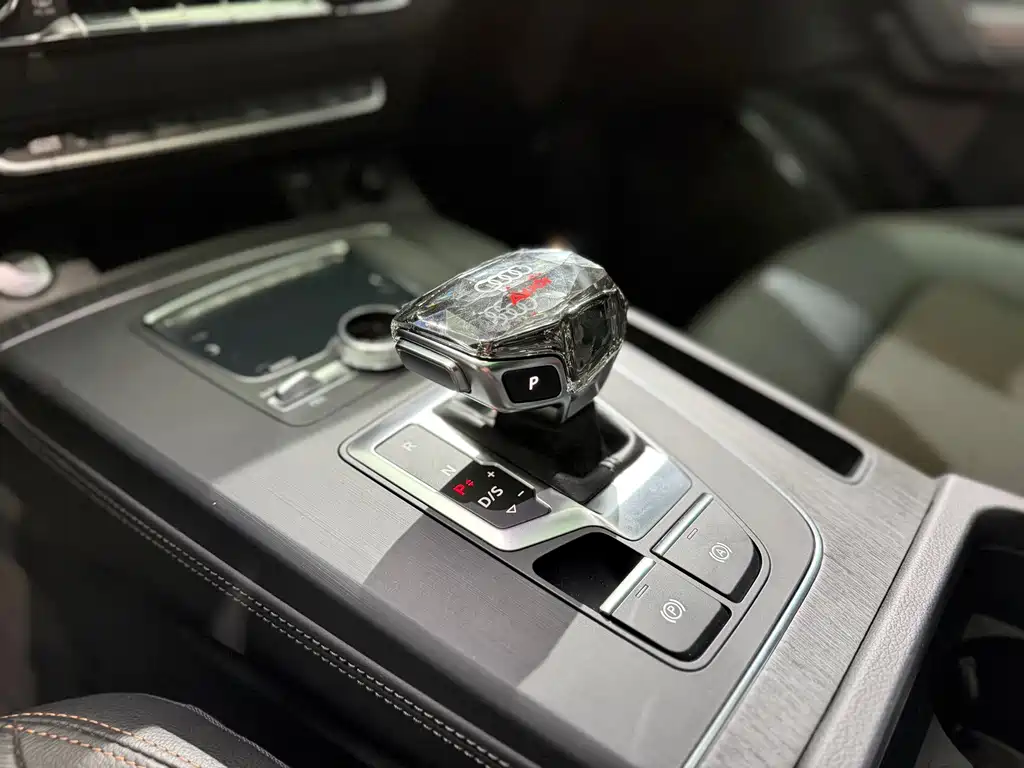 Audi Q5L — миниатюра 6