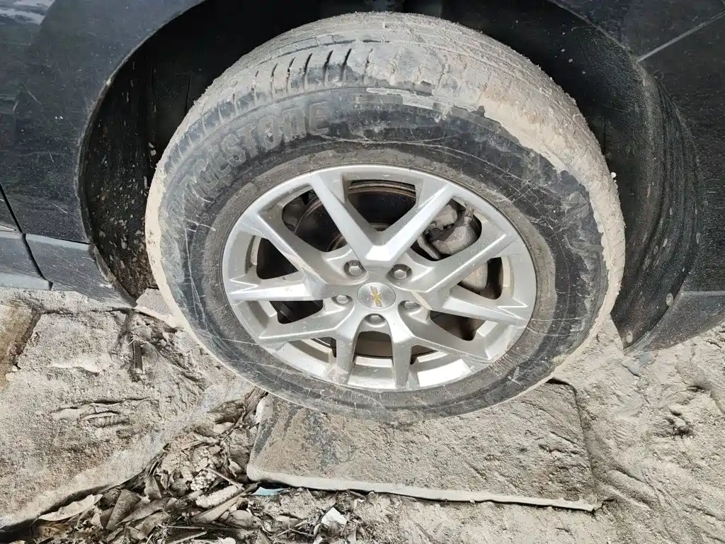 Chevrolet Equinox — миниатюра 22