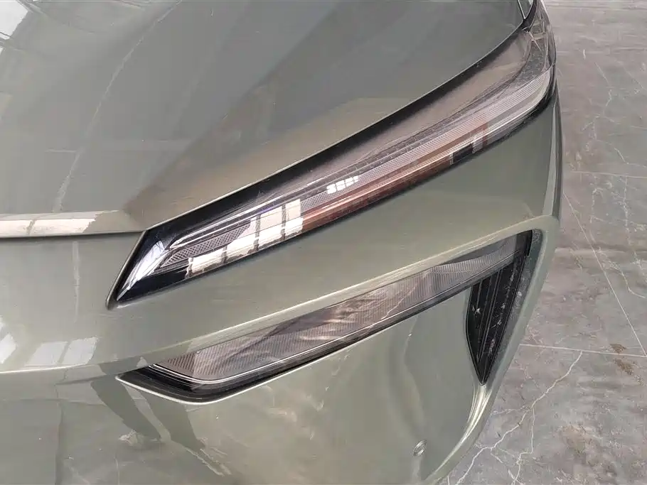 WEI PAI WEI BRAND BLUE MOUNTAIN