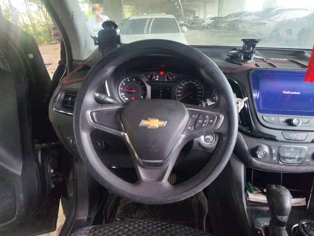 Chevrolet Equinox — миниатюра 3