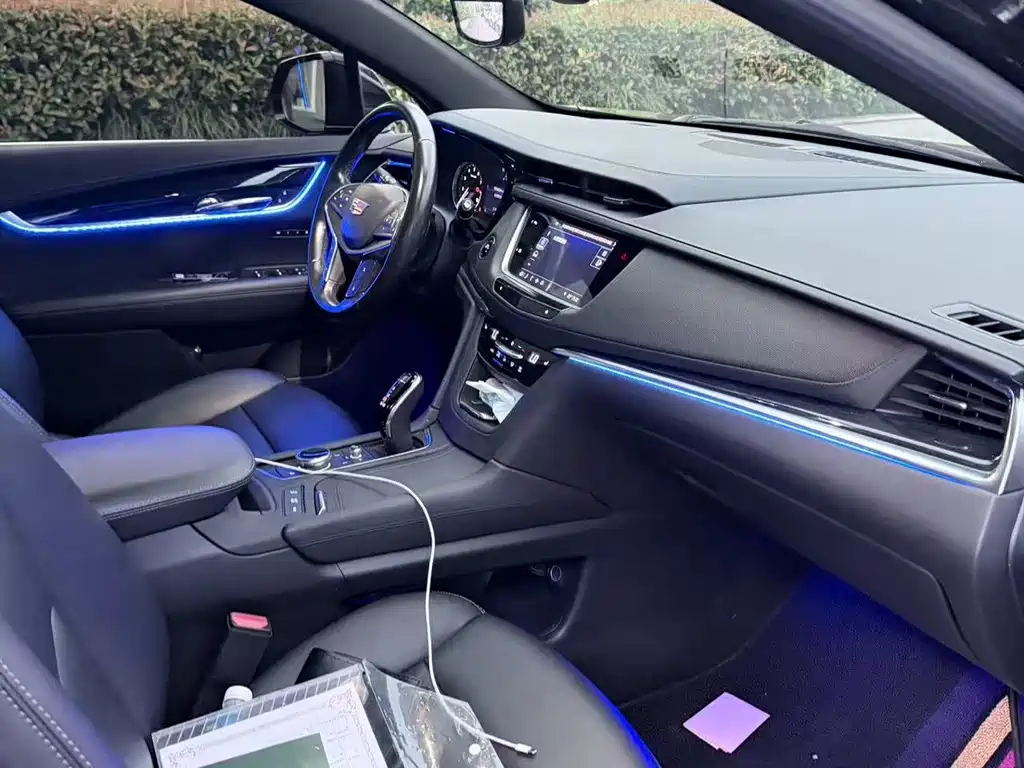 Cadillac XT5 — миниатюра 3