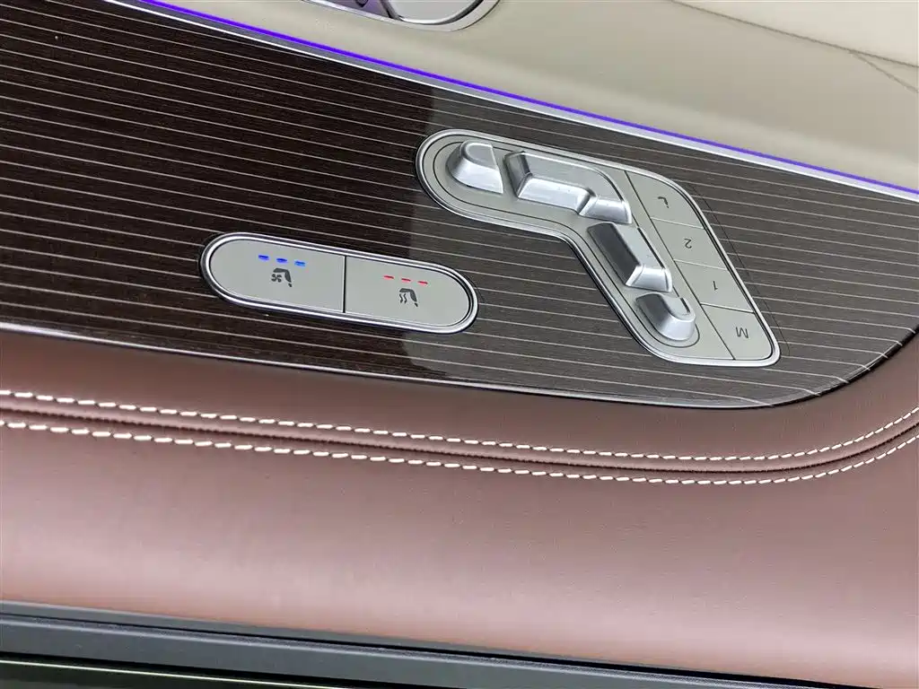 MERCEDES-BENZ MAYBACH GLS