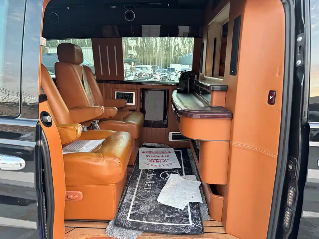 Mercedes-Benz Vito — миниатюра 5