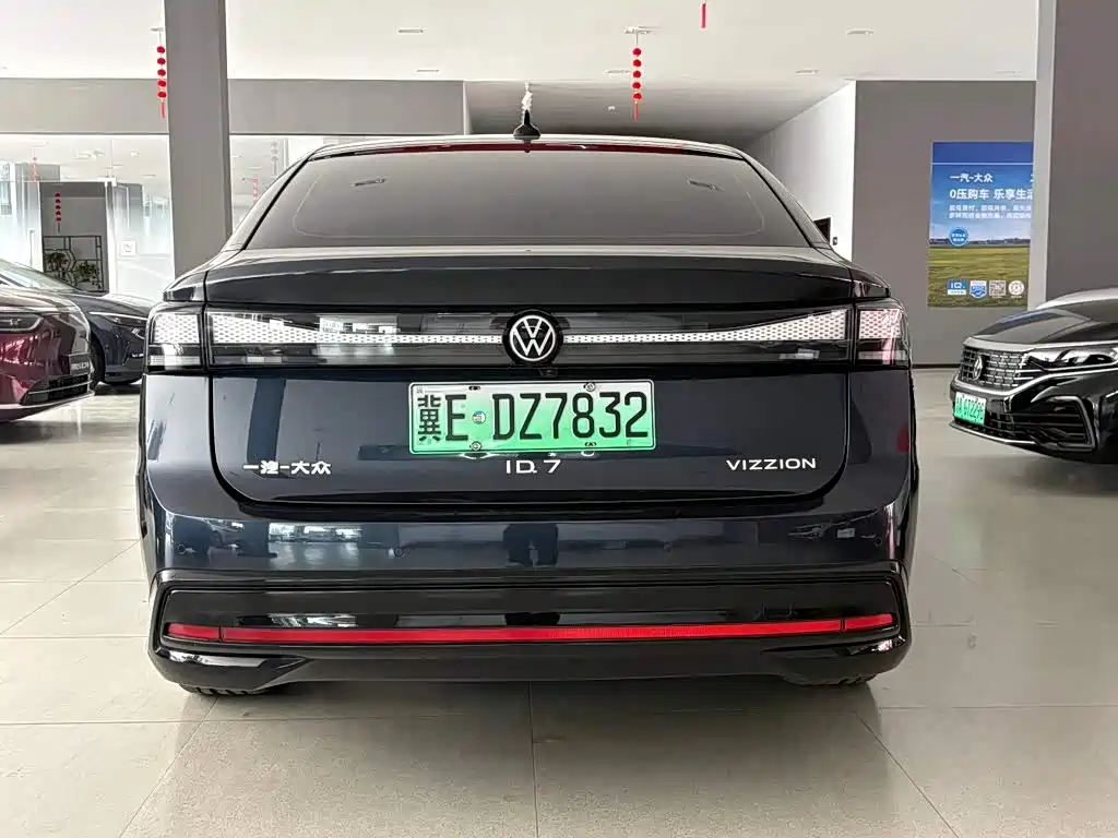 Volkswagen ID.7 VIZZION — миниатюра 4
