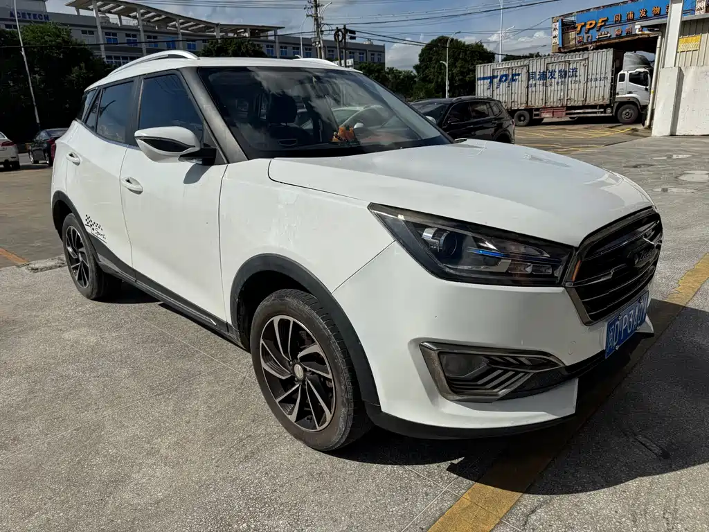 Zotye T300 2017 1.5L MT Premium