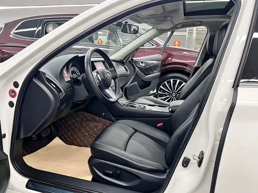 Infiniti Q50L — миниатюра 7