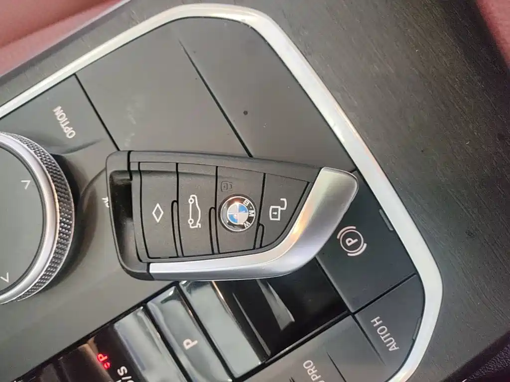 BMW 3 Series — миниатюра 9