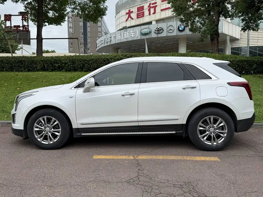 Cadillac XT5 — миниатюра 3