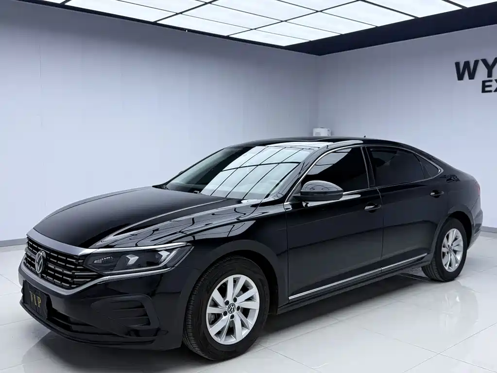 Volkswagen Passat 2023