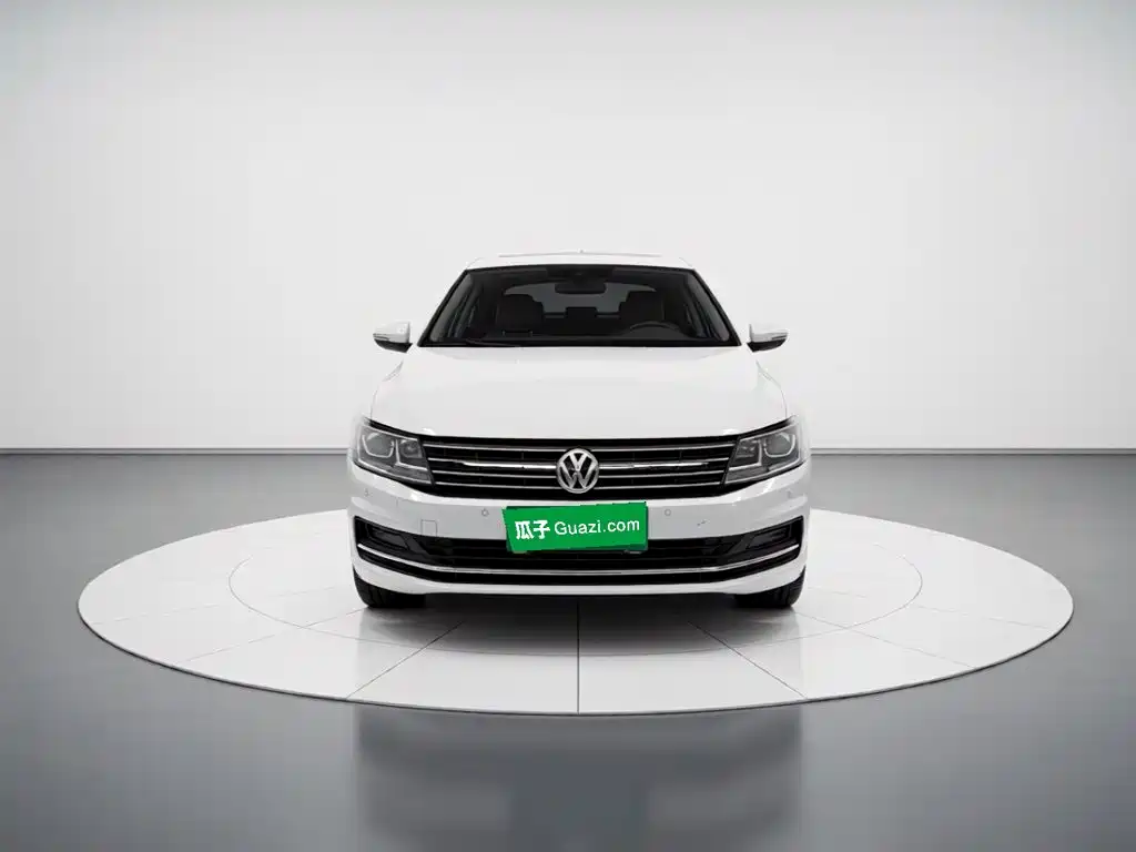 Volkswagen Lavida — миниатюра 2