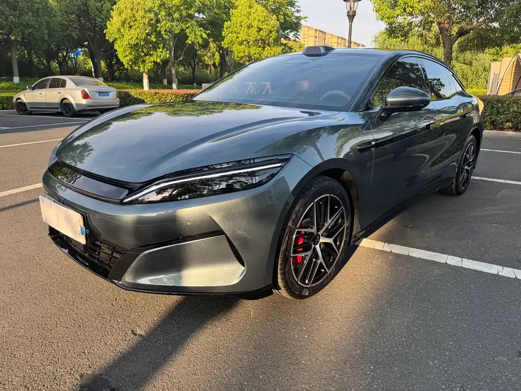 Byd 汉L 2025