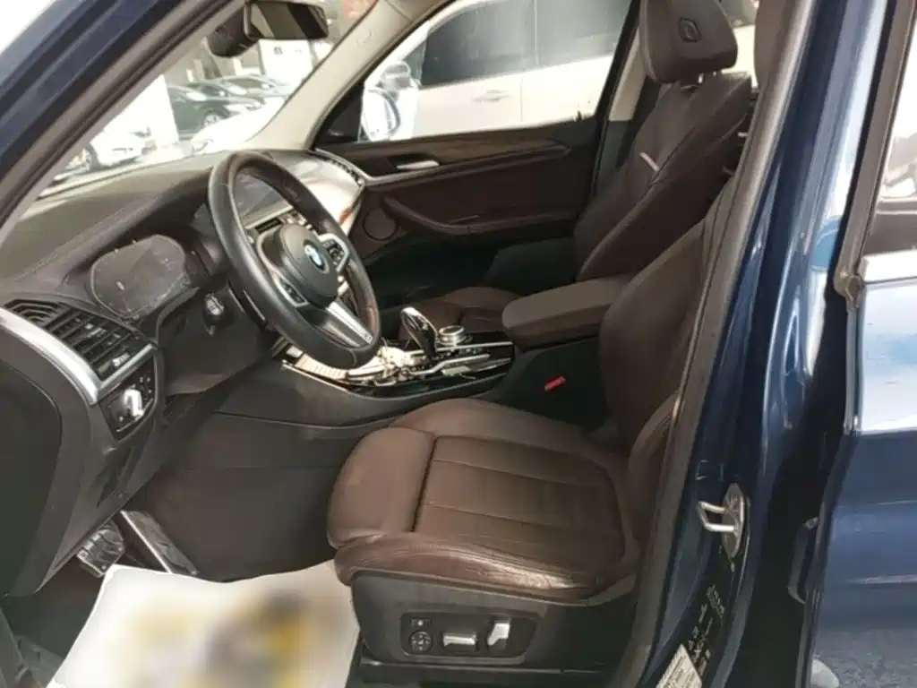 BMW X3 — миниатюра 15